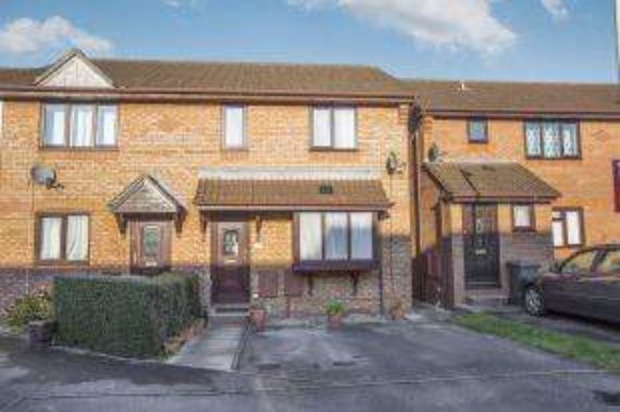 3 Bedroom End of Ter...